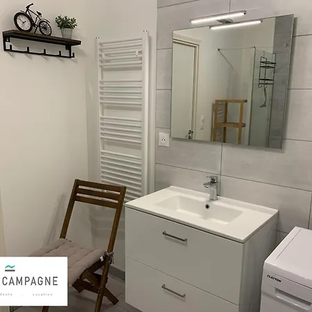 Familial 2 Avec Parking Prive En Centre-ville De - Fr-1-482-97 *